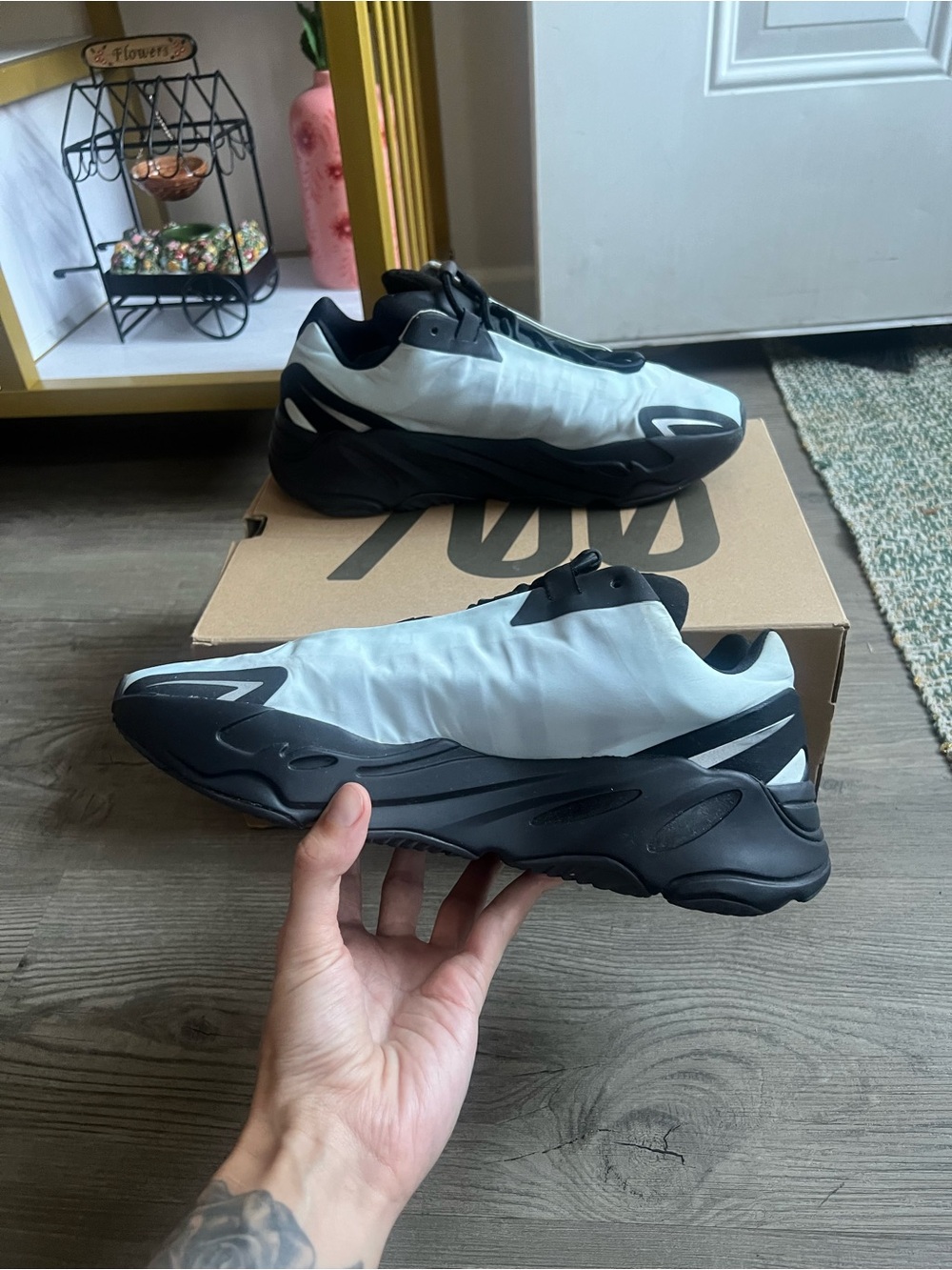 adidas Yeezy Boost 700 MNVN Men’s Blue Tint 
GZ0711 - Picture 4 of 9